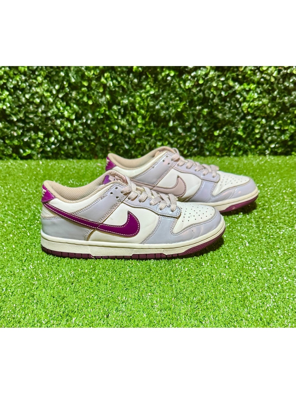 Nike Dunk Low GS White Silver Purple Size 5Y / Women’s 6.5